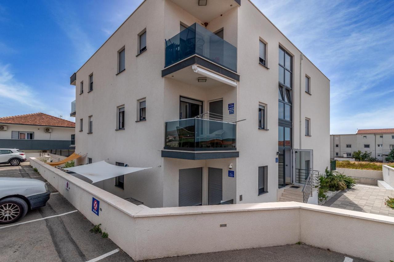 Apartman Lorena Trogir Bagian luar foto