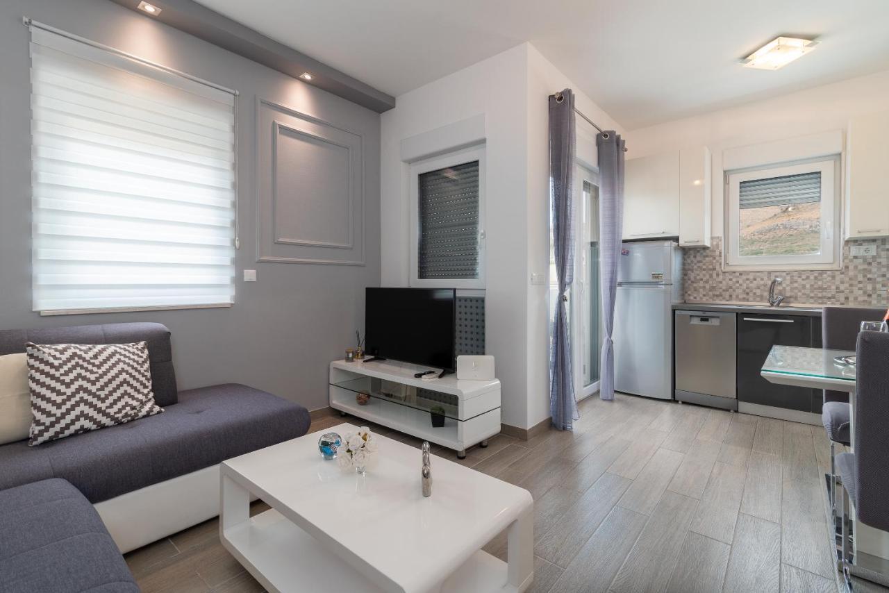 Apartman Lorena Trogir Bagian luar foto
