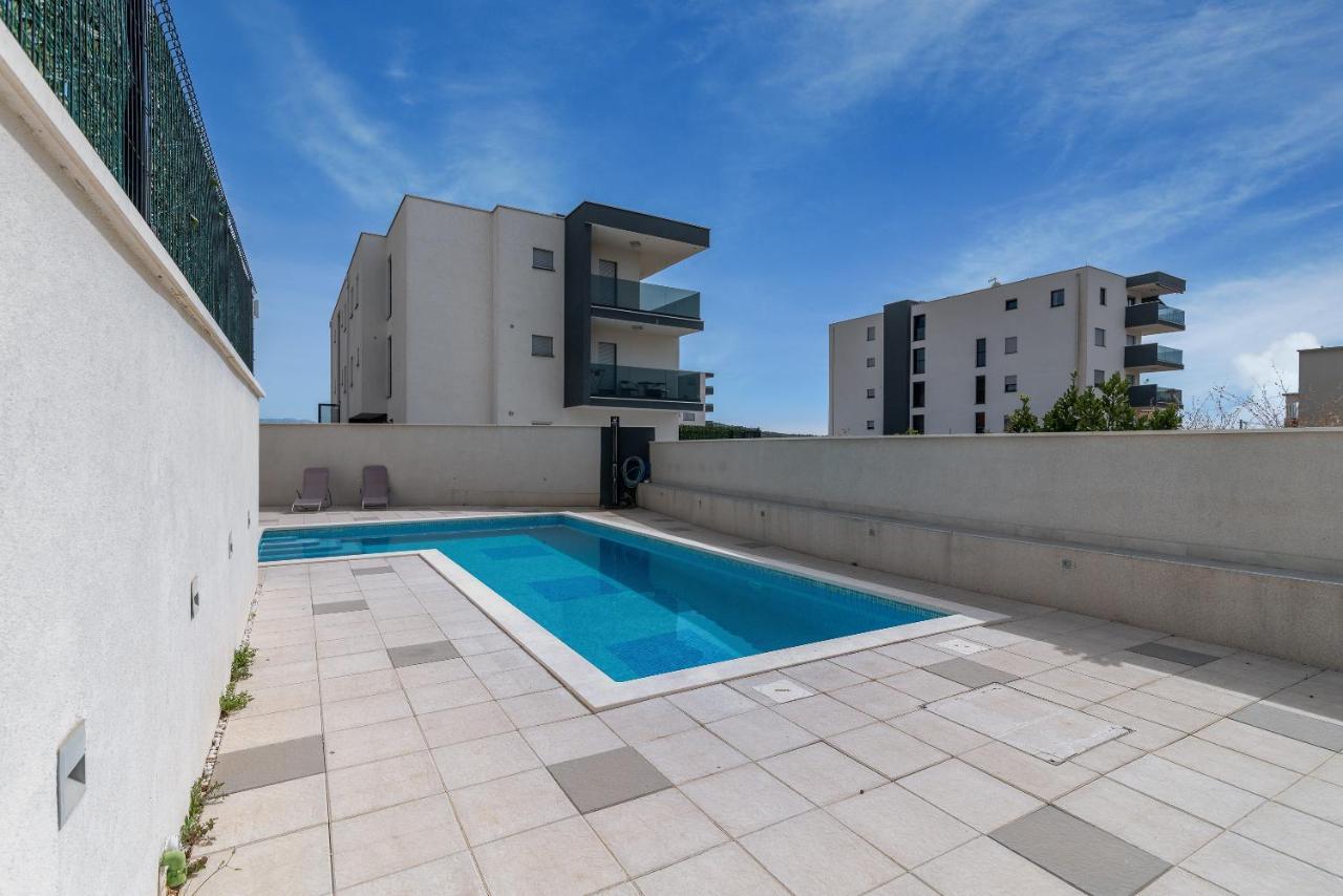 Apartman Lorena Trogir Bagian luar foto