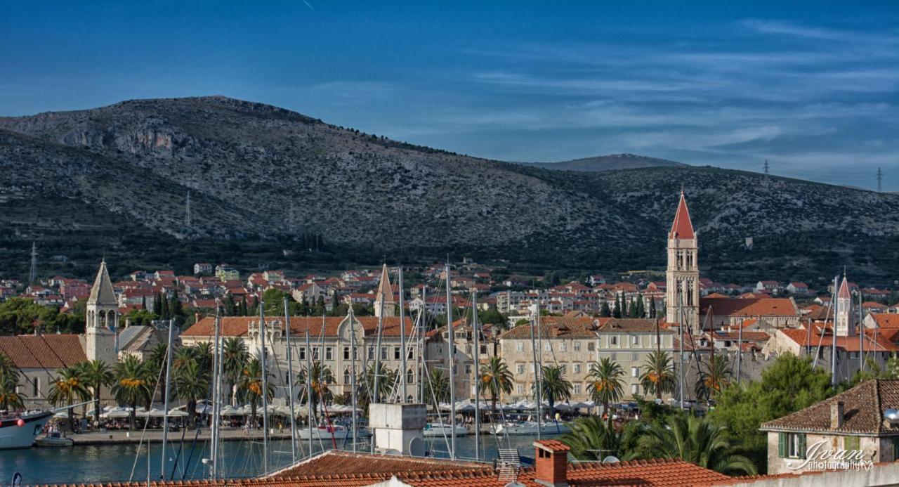 Apartman Lorena Trogir Bagian luar foto