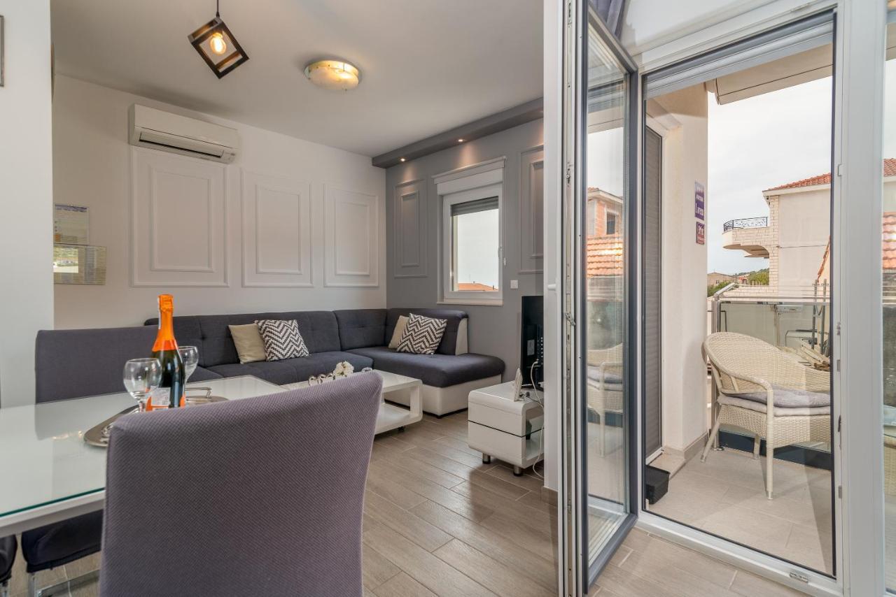 Apartman Lorena Trogir Bagian luar foto